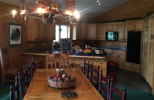 Breckenridge House | DEC 19-26 is OPEN! Merry Christmas! Private,Peaceful,Alpine Luxury on 3 Acres.