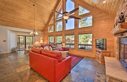 Torreon House | Deck, BBQ and Fireplace Family Cabin in Show Low!