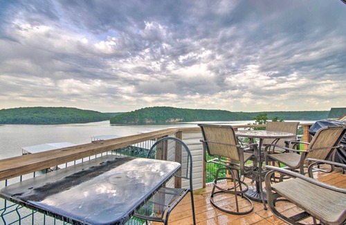 Kaiser Condo | Deck, Pool & Views: Lake of the Ozarks Condo