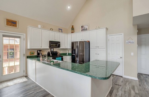 Chapin House | Deck & Views: Lake Murray Escape in Chapin!