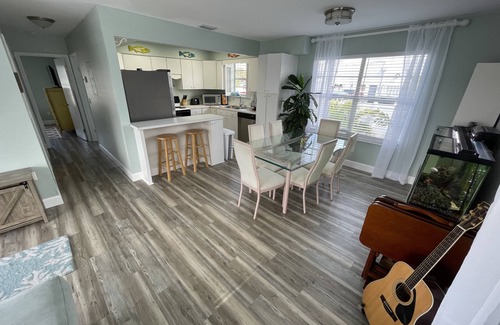 Daytona Beach House | 💎 decked out home with Spa and pool area!