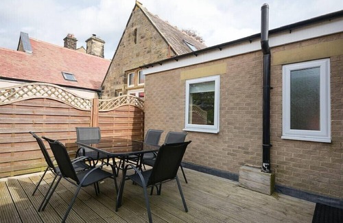 Alnmouth Cottage | DECKED OUT, pet friendly, country holiday cottage in Alnmouth