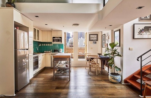 Melbourne Central Business District Apartment | Deco Loft on Russell Street