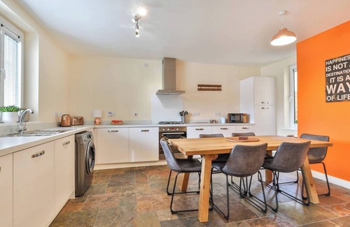 Sheffield House | Deep Cleaned - Stunning City Centre House! Parking