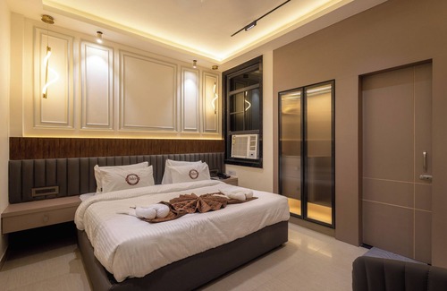 Kanpur Hotel | Deep Hotel