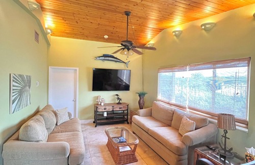 Lower Matecumbe Beach House | Deep Water Canalfront Home W/Boat Ramp