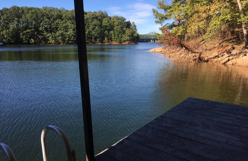 Gainesville House | Deep Water/Lake Front- Mid lake near Port Royale Marina/Pelican Pete's