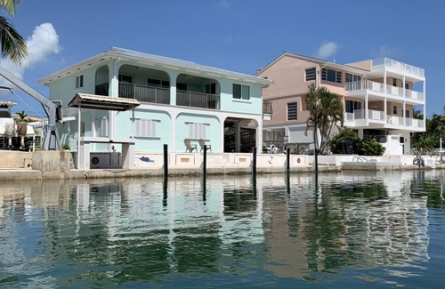 Summerland Key House | Deep/Wide/Flow-Though Canal, 1st Canal From Open Water, No Hwy 1 Road Noise