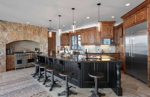 Deer Valley House | Deer Crest Home at Deer Valley Resort - 5 Bedroom Home with Hot Tub #3127 by RedAwning