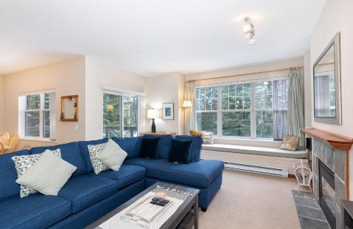 Blueberry Hill Apartment | Deer Run by Whistler Premier