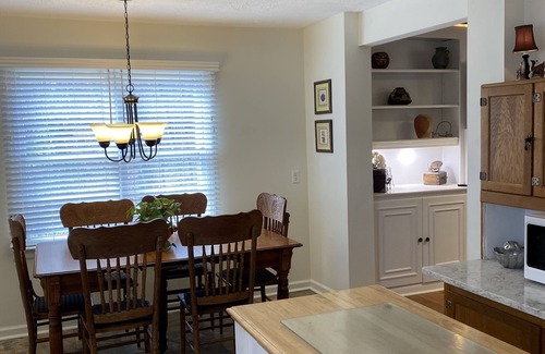 Toccoa House | Deerfield Cottage where one can often see DEER in both the front and back.
