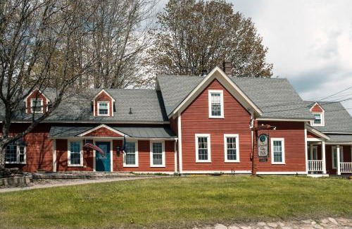 West Dover Hotel | Deerfield Valley Inn - Mt Snow