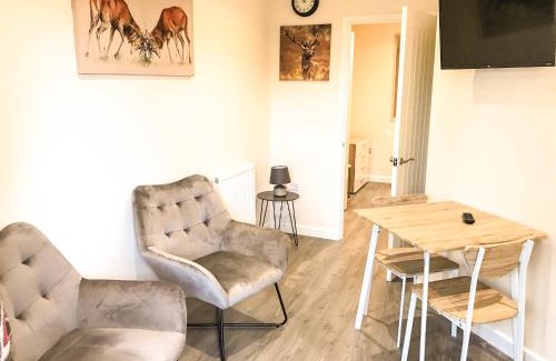 Blakeney Apartment | Deers Leap A modern new personal holiday let
