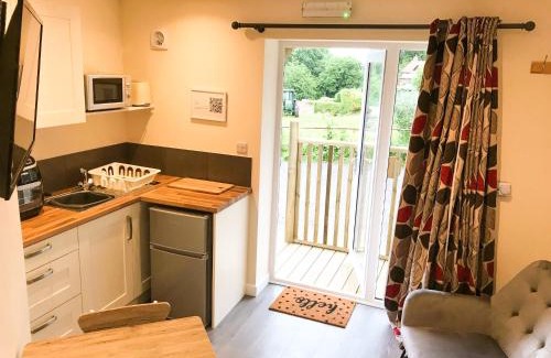 Blakeney Apartment | Deers Leap A modern new personal holiday let