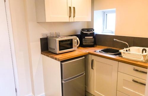 Blakeney Apartment | Deers Leap A modern new personal holiday let