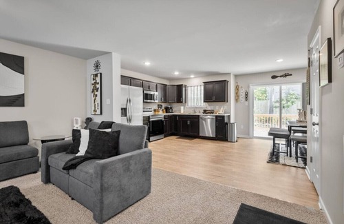 Sandston House | Defense Ave, 318 Defense Avenue
