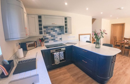 Honiton Cottage | DEFOE’S VIEW, family friendly, luxury holiday cottage in Honiton