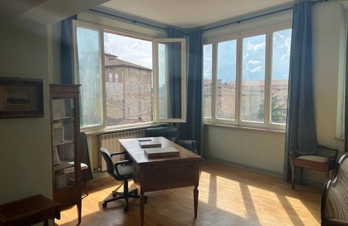 Old Town Apartment | Degli Oddi penthouse in the center in 1600 building a few steps from the cathedral