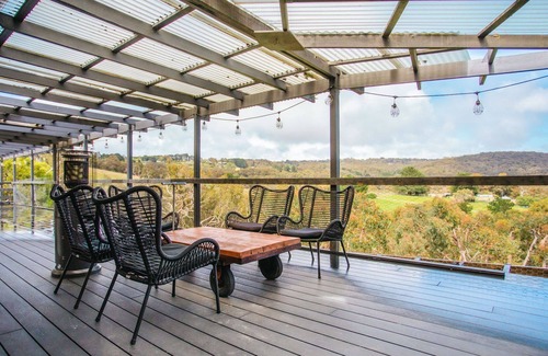 Red Hill House | Deia is your escape to the beautiful Mornington Peninsula