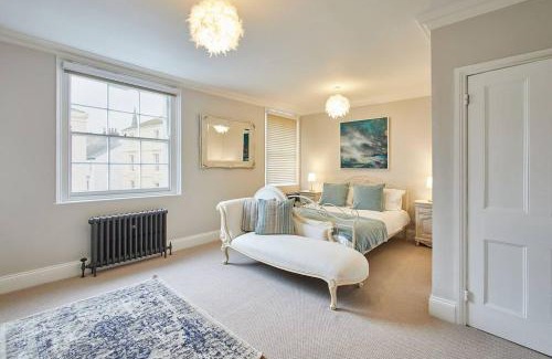 West Cliff House | Deja Blue Beautiful period property