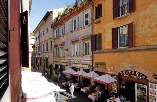 Trastevere Apartment | DEL CINQUE 26 | LOFT IN TRASTEVERE in the heart of the historic center