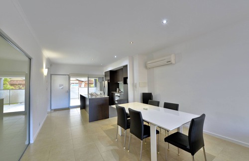 Mandurah Apartment | Del Mar 03 - 3 Bedroom Apartment