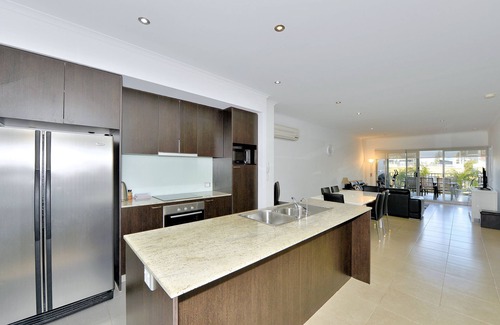 Mandurah Apartment | Del Mar 03 - 3 Bedroom Apartment