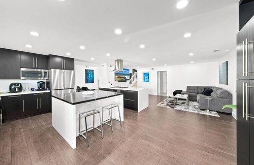 Del Mar Heights House | Del Mar Heights Delight