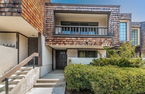 Del Mar Heights House | Del Mar Townhome with Ocean Views and Amenities!
