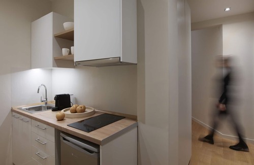 Metaxourgio Apartment | Del Taso 1850