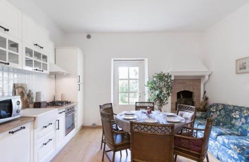 Cavaion Veronese Apartment | Delicious House Michelangelo