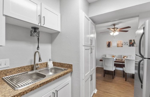 Fort Worth Apartment | Delightful 1BD: TCU Walkable, Charming & Joyous!