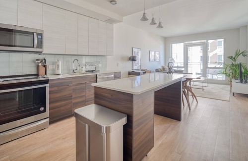 Pentagon City Apartment | Delightful 1BR in Arlington, Pool + Pet-Friendly