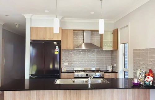 Bardia House | Delightful 2-level home in Bardia