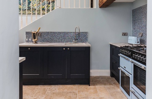Painswick House | Delightful 3 bedroom stable conversion with private patio
