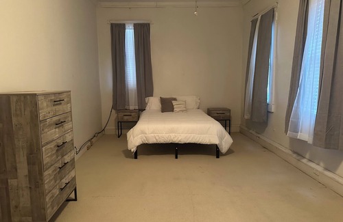 Leesville Apartment | Delightful 3-bedroom apartment with AC in Leesville
