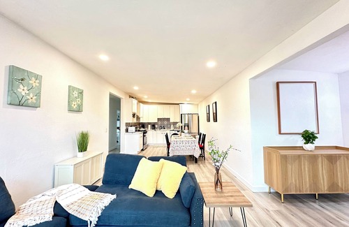 Sunnyvale House | Delightful 3-bedroom house with WiFi in Sunnyvale