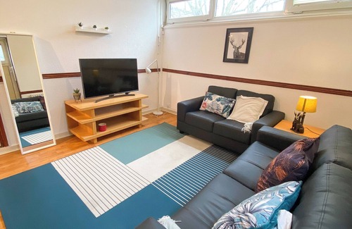 Latchmere Apartment | Delightful 3BD Maisonette — Clapham Junction!