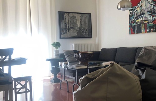 Kalsa Apartment | Delightful and elegant apartment in the heart of Palermo.