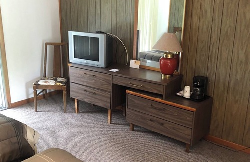 East Durham Hotel | Delightful Apartment in the Mountains East Durham with AC, Dogs Friendly 2 max