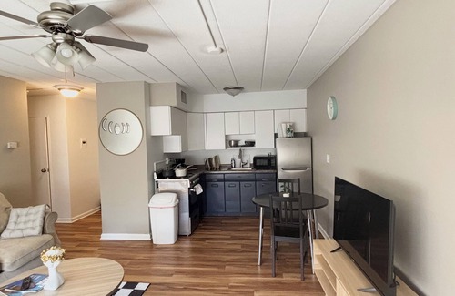 Whittier Apartment | Delightful apartment in Central Minneapolis-Long Term Stay!