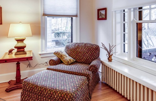 Rochester Apartment | Delightful Apt in Classic Tudor