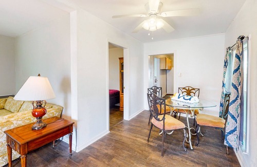 Port St. Joe Cottage | Delightful coastal escape with fast WiFi, full kitchen & beach nearby - dogs OK