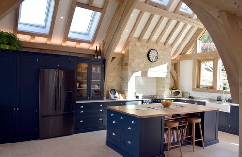 Stroud Cottage | Delightful Cotswold cottage in gorgeous village with superb panoramic views