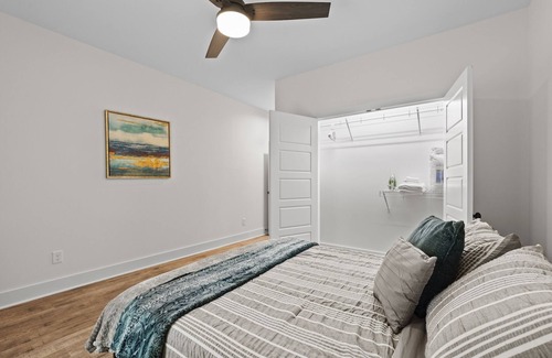 Lookout Valley Neighborhood Association House | Delightful Cottage