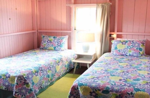 Westbrook Center Cottage | Delightful cottage with AC in Westbrook