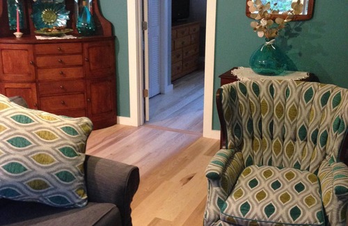 Woodstock Apartment | Delightful Cozy Space in Woodstock Village