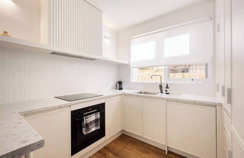 Armadale Apartment | Delightful Dorrington - In The Heart of Armadale