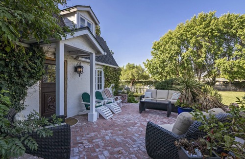 Santa Ynez House | Delightful Dutch Farmhouse Main