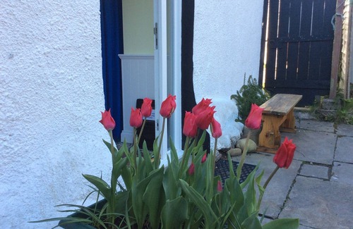 Avoch Cottage | Delightful Historic Fishermans Cottage By The Sea In Lovely Conservation Area